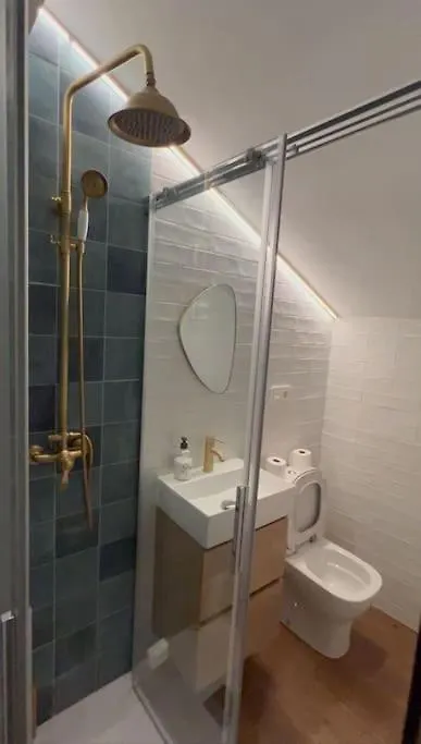 Cosy House, Sunny Terrace, Amazing Views & Outdoor Bathtub! Villa Granada